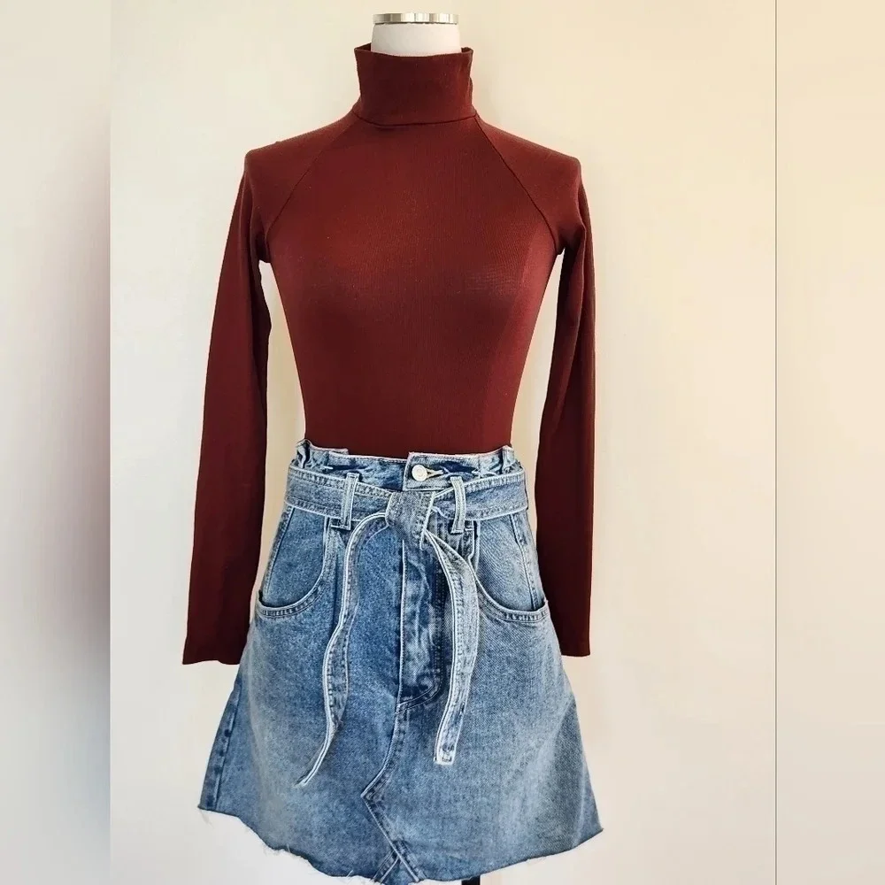 NWOT || FREE PEOPLE INTIMATELY || red, body suit, size S, long sleeves, mockneck